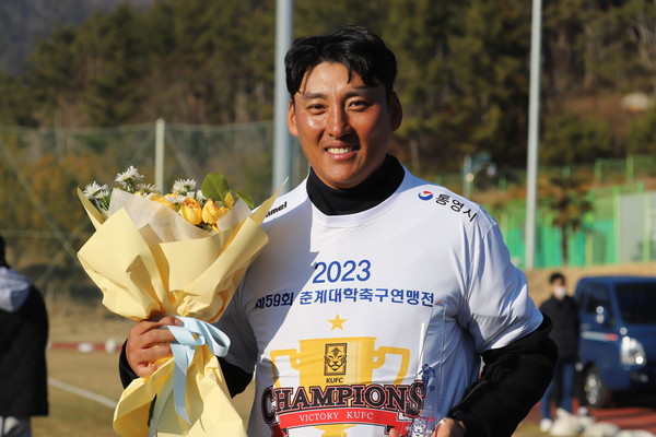 박규선 한남대학교 감독은 지난해 1·2학년대학축구대회에 이어 2년 연속 우승이라는 값진 경험을 했다.
