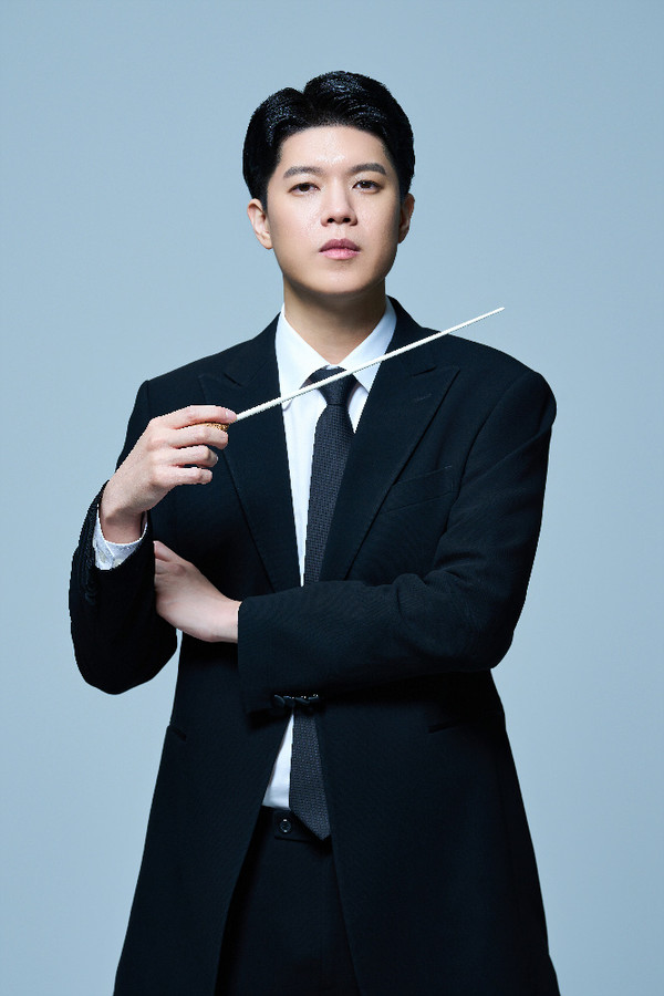 지휘자 정한결.&nbsp;